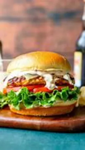 Chicken Cheese Burger